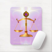 GOUDE SCHALEN VAN HET RECHT MET GEM STONES, rechts Muismat (Met muis)