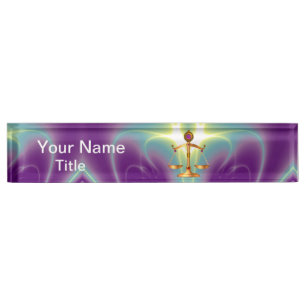 GOUDE SCHALEN VAN HET RECHT MET GEM STONES, rechts Naambordje