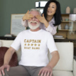 Gouden 3-D sterren aangepaste tekst nautisch ontwe T-shirt<br><div class="desc">Eenvoudig goud Toon nautisch ontwerp,  kapitein,  en boot naam met 3-D gouden sterren. Eenvoudig elegant ontwerp voor een bootkapitein.</div>