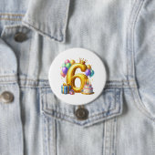 Gouden 6de verjaardag ronde button 7,6 cm (In situ)