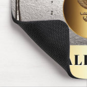 Gouden Adelaar Embleem Sterkte Ontwerp 🦅 Muismat (Hoek)