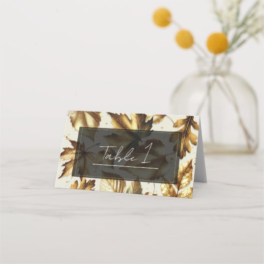 Gouden bladeren Amandelbeige & Black Fall Wedding Plaatskaartje (Voorkant)