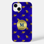 Gouden bladeren op blauw fluweel monogram Case-Mate iPhone case (Achterkant)