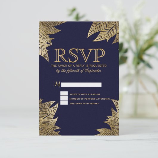 Gouden bladeren op Navy Blue RSVP-kaarten RSVP Kaartje (Staand voorkant)