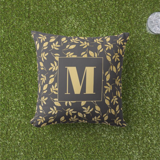 Gouden Bladeren Zwarte Monogram Moderne Stijlvolle Buitenkussen (Gras)