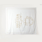 Gouden Bladerige Crest Monogram Trouwfoto Wandkleed (Voorkant (horizontaal))