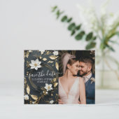 Gouden Bloemen Krans Trouwfoto Save the Date Aankondigingskaart (Staand voorkant)