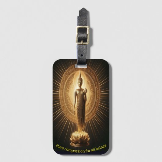 Gouden Boeddha mediteert in lotus. Bagagelabel (Voorkant (verticaal))