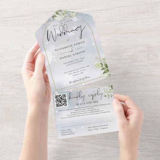 Gouden Boog QR Code Groene Winter Huwelijk All In One Uitnodiging (Afscheurbaar)
