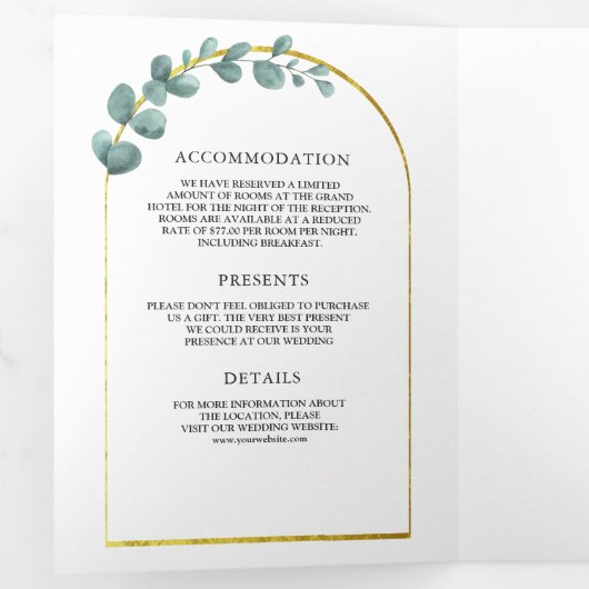 Gouden boog rustieke eucalyptus foto krans bruilof drieluik uitnodiging (Binnenzijde eerst)