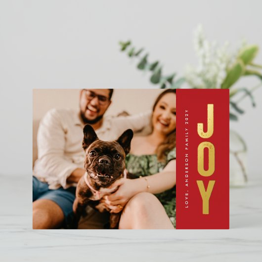 Gouden borstel Stamped JOY op Kerstmis Rode Foto Folie Feestdagenkaart (Staand Voorkant)