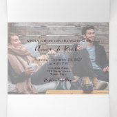 Gouden Bourgondische foto drievoudige uitnodiging (Binnenkant midden)