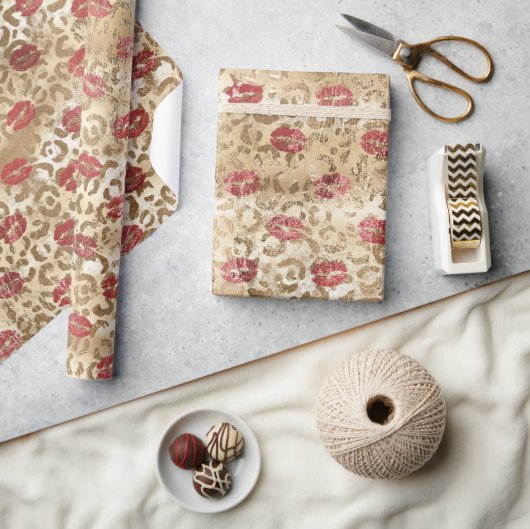 Gouden Crème Leopard Rode Lippen Cadeaupapier (Crafts)