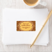 Gouden Curlicue Damask S455 Etiket (Insitu)