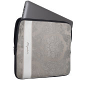 Gouden Damask Electronics Bag met Initialen of Naa Laptop Sleeve (Voorkant Rechts)