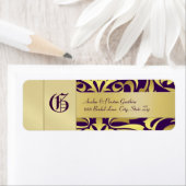 Gouden Damast Monogram Paarse Bruiloft Adres Label (Insitu)