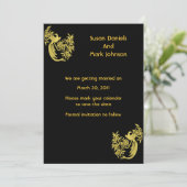 Gouden Duiven Op Zwarte Trouwdatum Bewaren Save The Date (Staand voorkant)