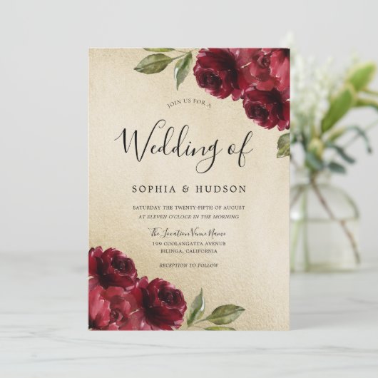 Gouden Elegante Bourgondische Rode Bloemen Huwelij Kaart (Staand voorkant)