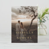 Gouden Elegante Klassieke Typografie Fotobruiloft Kaart (Staand voorkant)