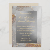 Gouden Elegante Monogram Huwelijksuitnodiging Kaart (Voorkant / Achterkant)