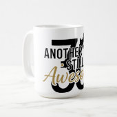 Gouden Elegante Schrift "Geweldig" Typografie Zwar Koffiemok (Voorkant links)