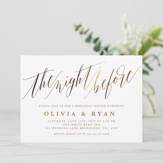 Gouden Elegante Script Typografie Uitnodiging (Staand voorkant)