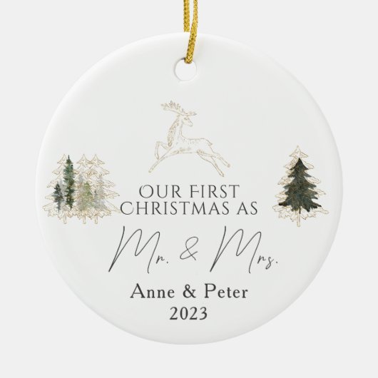 Gouden Elegante Waterverf Eerste Kerstmis Getrouwd Keramisch Ornament (Voorkant)