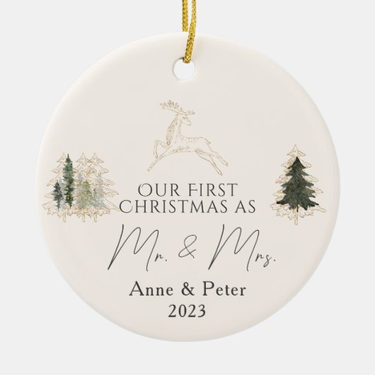 Gouden Elegante Waterverf Eerste Kerstmis Getrouwd Keramisch Ornament (Voorkant)