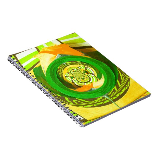 Gouden Elegantie: Mooie Afrikaanse Gele Roos Kunst Notitieboek (Rechterzijde)