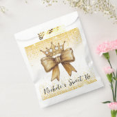 Gouden Elegantie: Sweet 16 Crown & Bow Glitter Bedankzakje (Gezegeld)