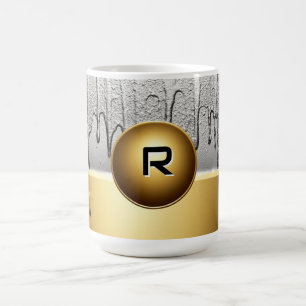 Gouden embleem met druipende zilveren verf koffiemok