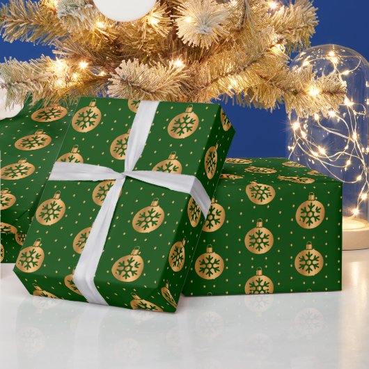 Gouden en Groene Kerstversieringen Cadeaupapier (Feestdagen)