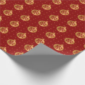 Gouden en rode kerstversieringen cadeaupapier (Hoek)