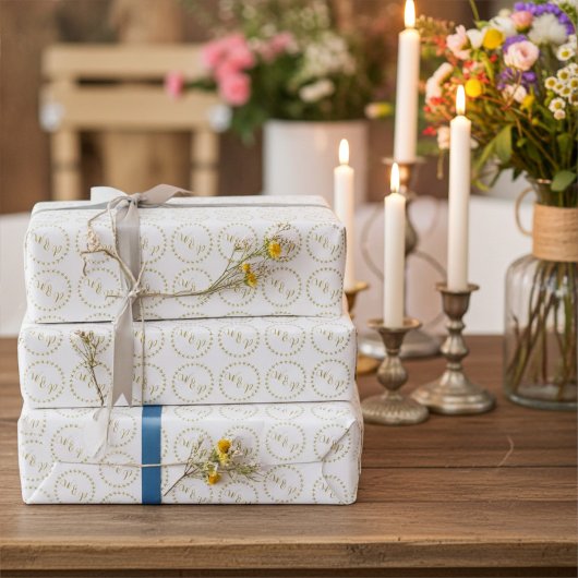 Gouden en witte bruid en bruidegom Monogrammed Cadeaupapier