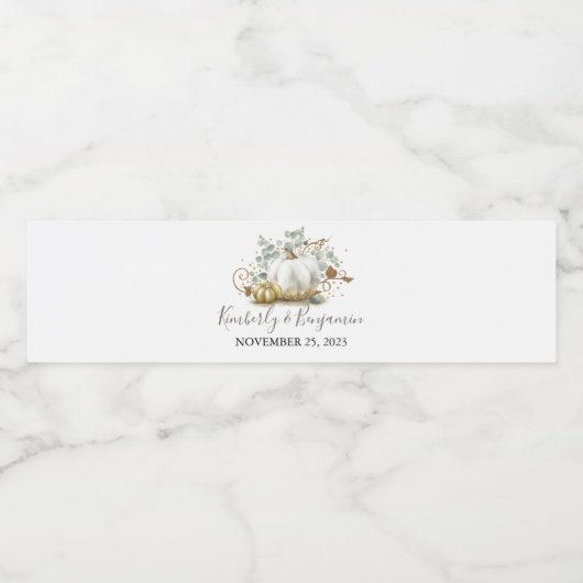 Gouden en witte pompoen herfst bruiloft waterfles etiket (Enkel label)