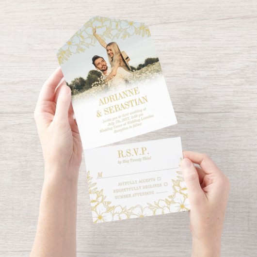 Gouden Folie Bloemenlijn Art Foto Informele bruilo All In One Uitnodiging (Uittrekbaar)