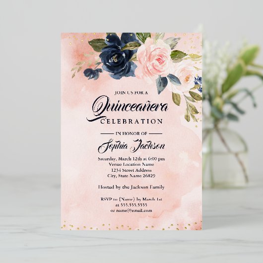 Gouden folie Navy Blush Roze Bloemige Quinceanera Folie Uitnodiging (Staand Voorkant)