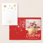 Gouden Folie Vrolijk Kerstfeest Sneeuwvlok Fotokaa Folie Kaarten<br><div class="desc">Gold Foil Christmas Hand Lettered Script Snowflake Photo Card. De foto en tekst van deze kerst Kaart kan worden bijgewerkt en aangepast met uw foto en naam. Deze kaart toont jouw namen aan de binnenkant van de Gold Foil Christmas Kaart.</div>