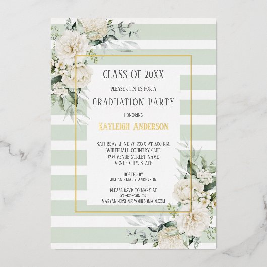 Gouden Folie Witte Bloemen Eucalyptus Graduation P Folie Uitnodiging (Voorkant)