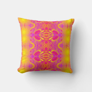 Gouden Fuchsia – Geel & Heet Roze Sierpatroon Kussen