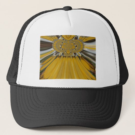 Gouden Gele Bloem Patroon Design Art Trucker Pet (Voorkant)
