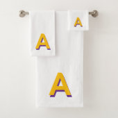 Gouden Gele Monogram op Wit Bad Handdoek (Insitu)