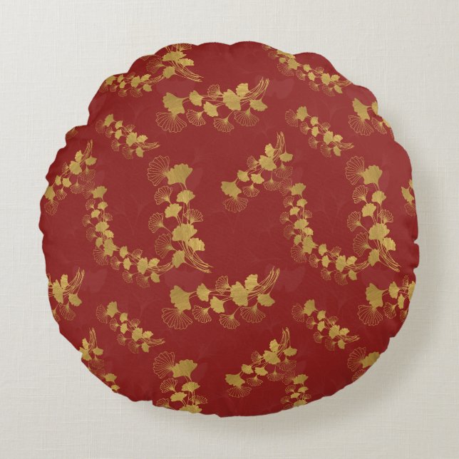 Gouden Gingko Balboa Bladeren op Donkerrode Achter Rond Kussen (Voorkant)