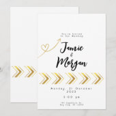 Gouden Glanzende Hartpijl Witte Huwelijksuitnodigi Kaart (Voorkant / Achterkant)