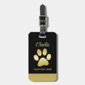 Gouden glanzende hondenpoot op zwarte achtergrond bagagelabel (Voorkant verticaal)