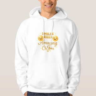 Gouden glimlach ziet er geweldig uit op jou hoodie
