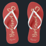 Gouden Glitter Bruidsmeisje, Hart, Rood -Persoonli Teenslippers<br><div class="desc">Schattig gouden glinsterend bruidsmeisje en hart op rode achtergrond met jouw naam. Selecteer de knop 'kostuum' om het lettertype,  de kleur en grootte aan te passen. Elke meid zou dol zijn op dit elegante en stijlvolle ontwerp.</div>