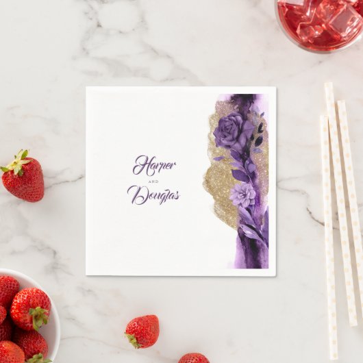 Gouden Glitter en Plum Paarse Bloemenbruiloft Servet (Insitu)
