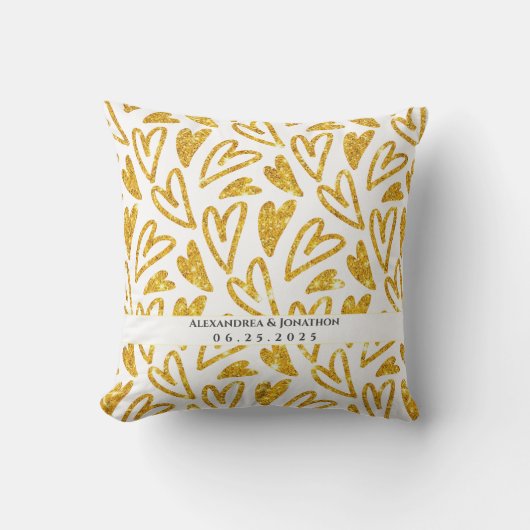 Gouden Glitter Hart Gepersonaliseerde Bruiloft Kussen (Voorkant)
