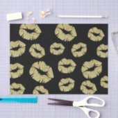 Gouden Glitter Kusjes op Zwart Tissuepapier (Craft)